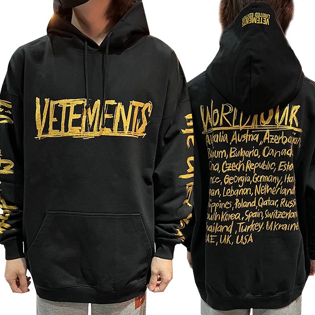 vetements World Tour Graffiti Gold Logo Print Hoodie Black