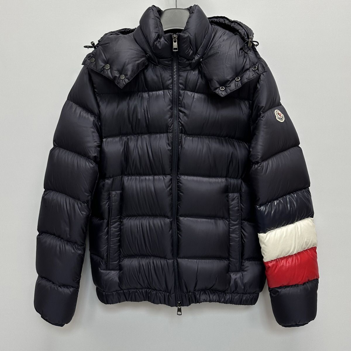 Moncler WILLM Down Jacket 128586690 – trenbe