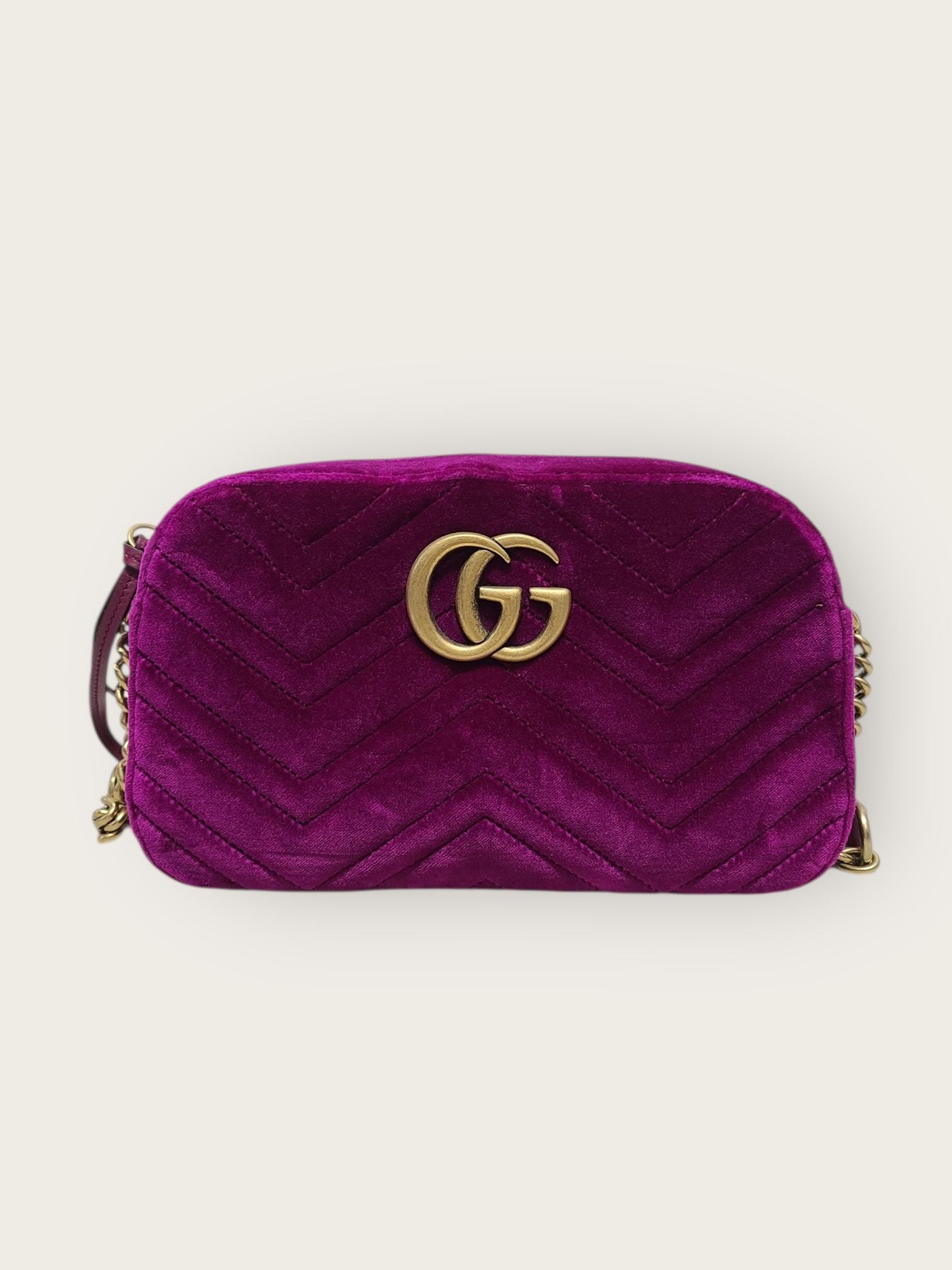 GUCCI グッチ GGマーモント ベルベット ベロア バッグ　パープル Gucci Purple GG Marmont Velvet Matelassé Small Shoulder Bag