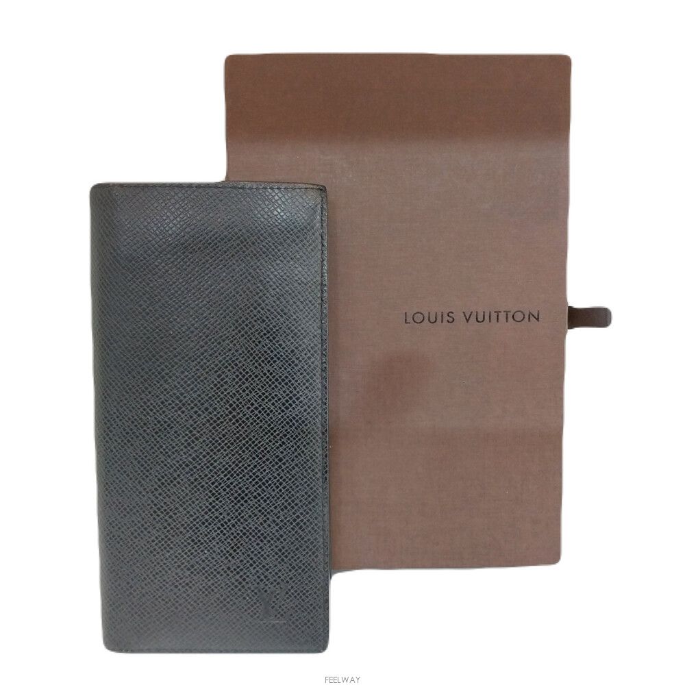 Louis Vuitton Taiga Alexandre Men's Long Wallet M64597 142715537