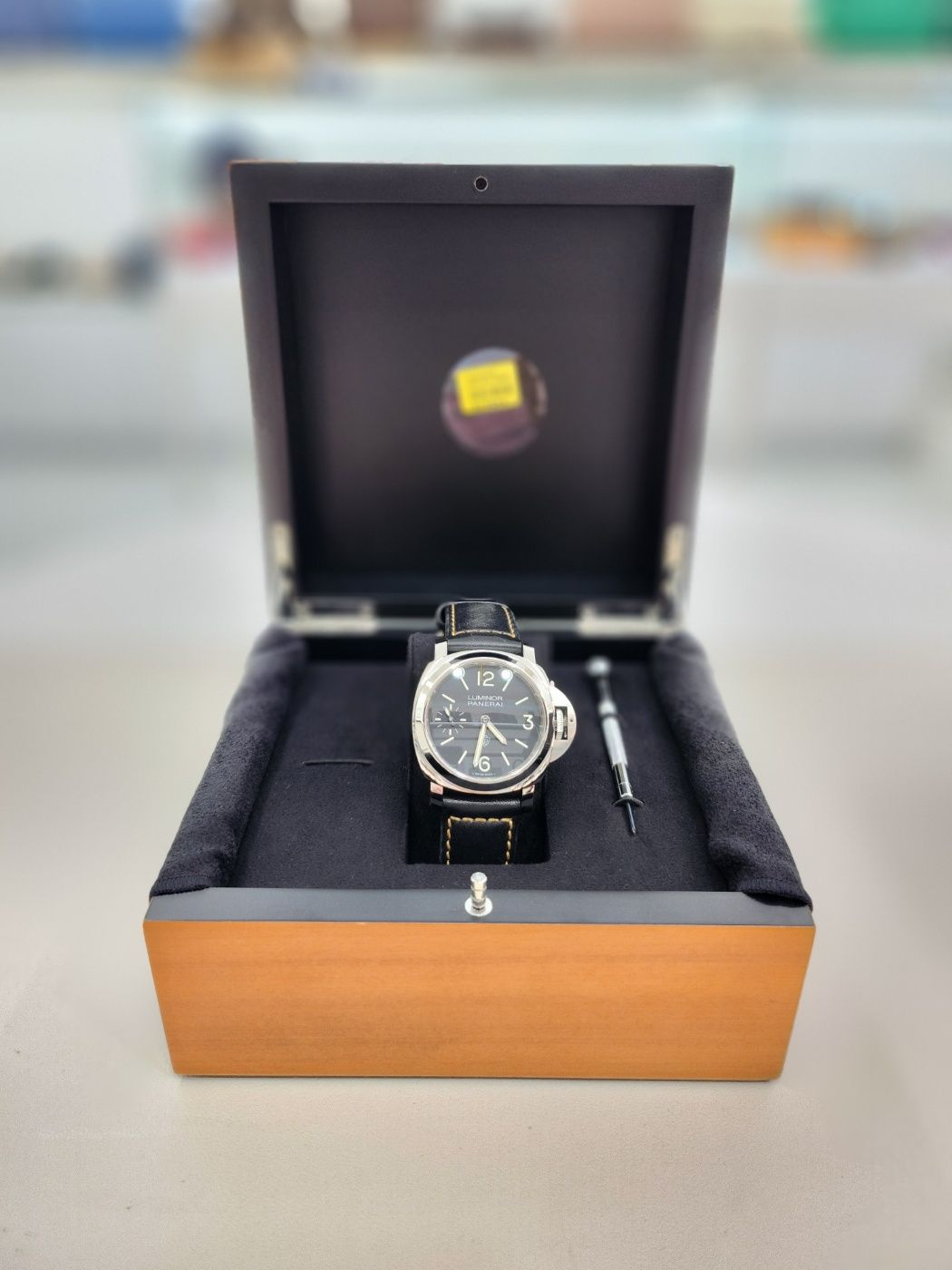 Officine Panerai Luminor 44mm Men's Leather Band Watch PAM 01084