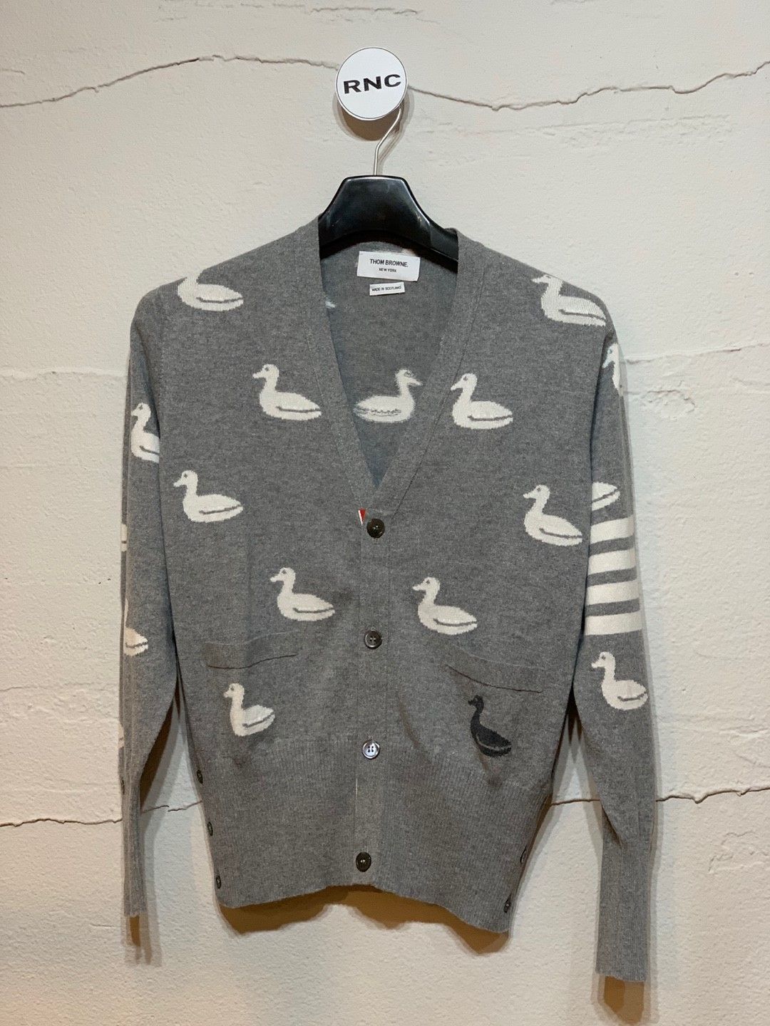 Thom Browne Cashmere Duck Cardigan Men 5388136212 17460701 – trenbe