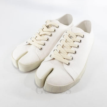Maison Margiela Tabi Sneakers 124957