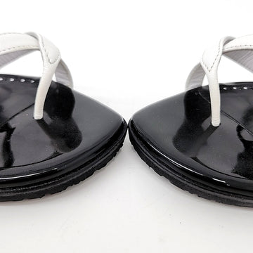 Manolo Blahnik Flip-Flops 117238 [P]