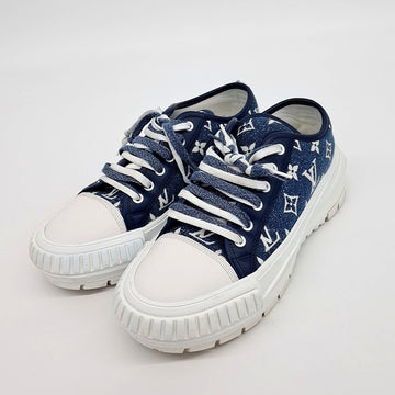 LOUIS VUITTON Squared Denim Sneakers 6871734