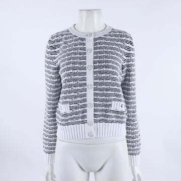 CHANEL Cardigan 6869899