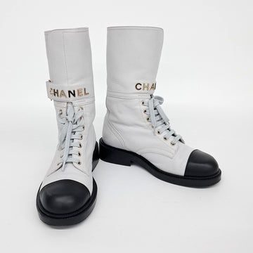 CHANEL Stiefel 6870688