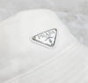 PRADA Bucket Hat aus Nylon mit dreieckigem Logo 2HC137 138556930 [P]