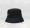 PRADA ブラック トライアングルロゴ バケットハット 2HC137 149096927 [P]