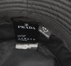 PRADA ブラック トライアングルロゴ バケットハット 2HC137 149096927 [P]