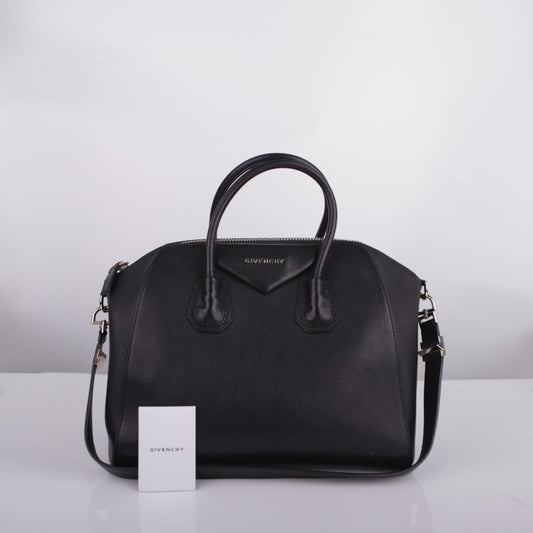GIVENCHY ミディアム ブラック ゴート レザー アンティゴナ トート 兼 ショルダーバッグ BB05100012 15168045