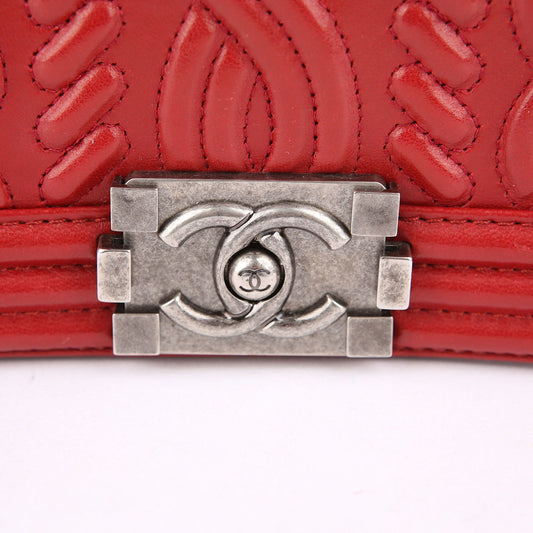 CHANEL ミディアム レッド レザー ボーイ ショルダーバッグ 18番台 19471291