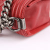 CHANEL ミディアム レッド レザー ボーイ ショルダーバッグ 18番台 19471291 [P]