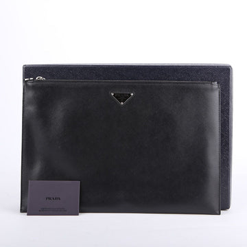 PRADA ブラック サフィアーノ レザー クラッチ 2NG001 24101969