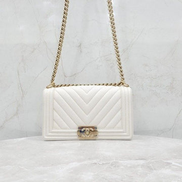 CHANEL Boy Bag Medium Chevron Caviar White Gold 9069 163156008 [P]