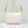Louis Vuitton Monogram Coussin Chain Bag M21262 5232 163156208 [P]