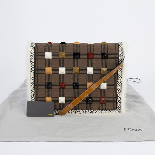 FENDI ブラウンペイダントファブリックファーによるトリミングショルダー兼クロスバック 27587573