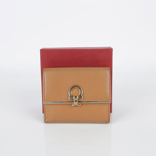 Salvatore Ferragamo Camel Pebble Leather Gancini Decoration Wallet 22 4639 27881054