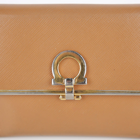 Salvatore Ferragamo Camel Pebble Leather Gancini Decoration Wallet 22 4639 27881054