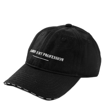 vetements (UA52CA300B 1052) Men's Embroidered Slogan Cap 30976754