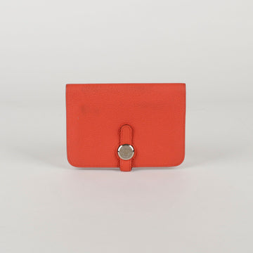 HERMES Orangen Togo Leder Dogo Kompakt Geldbörse A 40001779