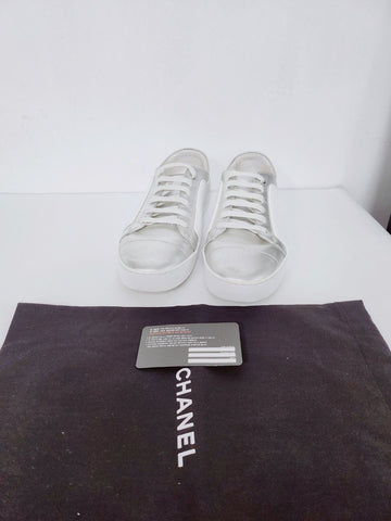 CHANEL Authentic CC Logo Two-Tone White Silver Sneakers 38.5 43886541