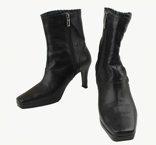 OTHER BRAND Renoir Schwarze Raffung Ankle Boots 235 26810919