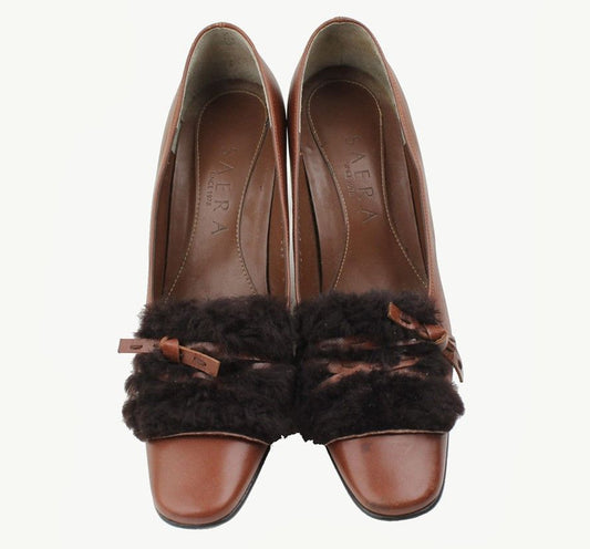 OTHER BRAND Sera Schoko-Braune Leder & Pelz Verzierte Pumps 235 26810784