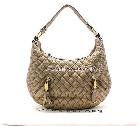MARC JACOBS ベージュ キルティング レザー ゴールド ハードウェア ホーボー ショルダーバッグ 2582721731 28257449