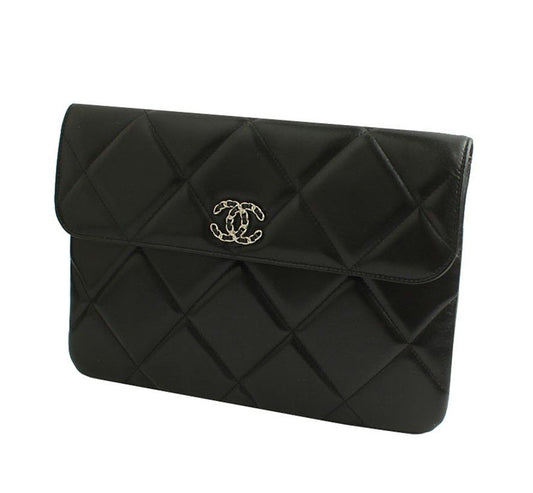 CHANEL 19 シルバー ブラック ラムスキン キルティング フラップ クラッチバッグ 31番 28421421