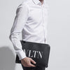 VALENTINO vltn VLTN Logo Studded Clutch Schwarz RY2B0457 1000000792 29558979 [P]