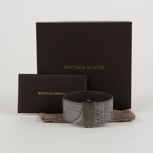 Bottega Veneta Silver Buckle Bangle Bracelet M 45806439