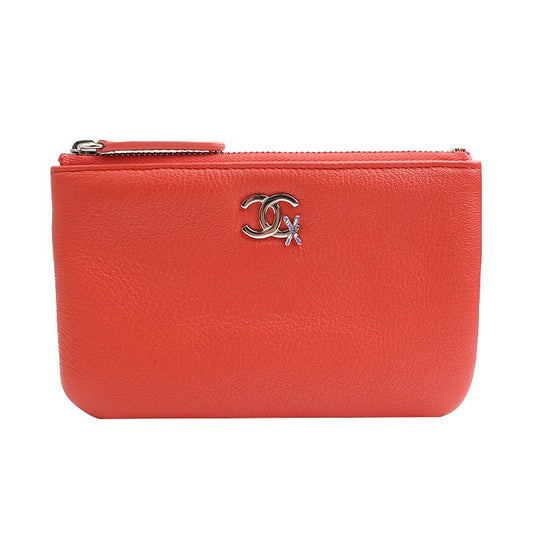 CHANEL コーラルレッドレザーポーチ 28番 46619760