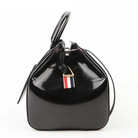 THOM BROWNE FAP173B00003001 ラージ ブラック レザー 3ストラップ トート バッグ 兼 ショルダーバッグ 49256018