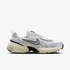 NIKE V2K Runtech Damen Metallic Silber Summit Weiß 52530349 [P]