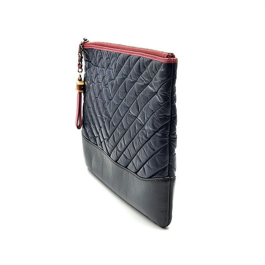 CHANEL シェブロン・ガブリエル・クラッチ・ニューミディアム L242914 54556176