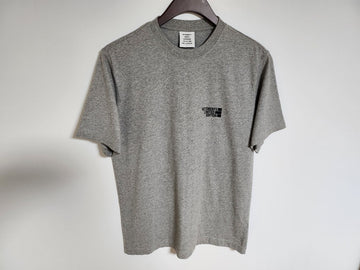 VETEMENTS Graue Limited Edition Kurzarm-T-Shirt UE51TR720G 58387210
