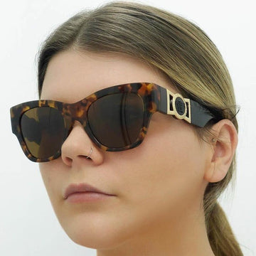 VERSACE サングラス VE4415U 511963 エレガントなアセテート メドゥーサ オーバーフィット 60871715