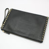 VALENTINO XW2P0X02VSH Clutch aus schwarzem Leder mit goldenen Rockstuds 62049567 [P]