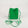 BOTTEGA VENETA Klein Parquet Intrecciato Casette Bucket Schulter- und Crossbody Tasche 680218 73833707 [P]