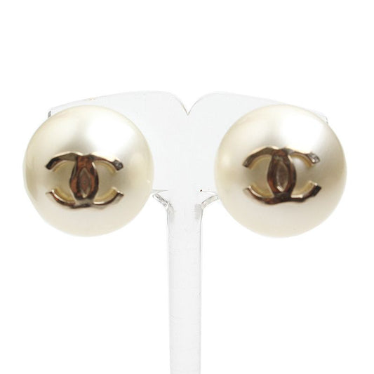 CHANEL Big Pearl CC Earrings 64880171