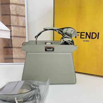 FENDI Peekaboo Mini Top Handle Tote und Schultertasche 12345 65284595