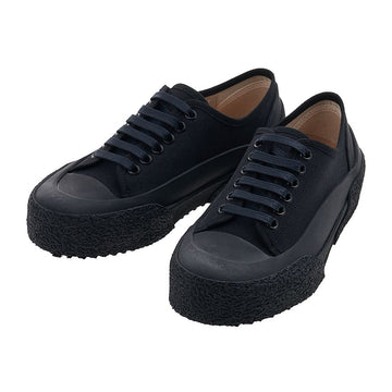 Studio Nicholson Unisex Sharp Low Top Sneakers 47739879