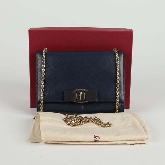 SALVATORE FERRAGAMO ジニー バラ ショルダー クロスバッグ 67037433