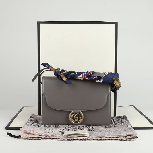 GUCCI トルションスカーフショルダーバッグ596478 77681095