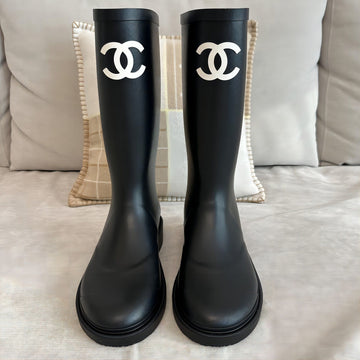 CHANEL CC Logo Rain Boots Rubber Boots Black Limited Edition 71038326