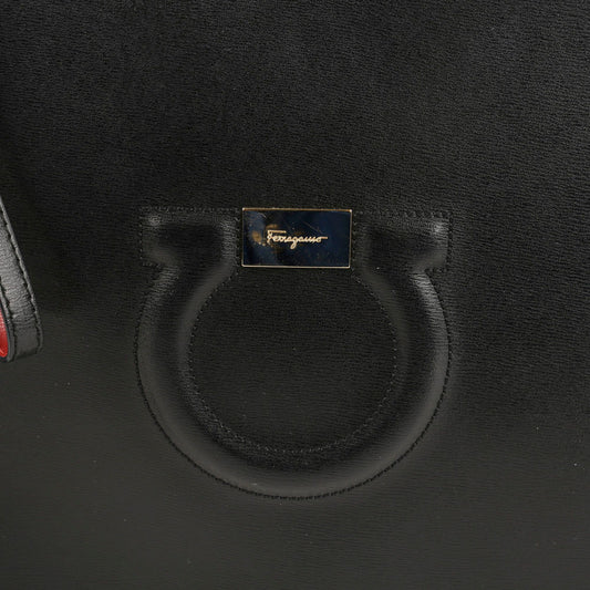 Salvatore Ferragamo 22 D300 Gancini Strap Clutch Bag 87821647