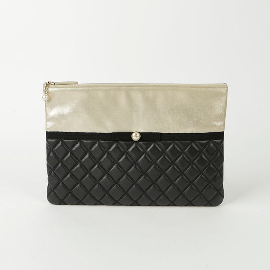 CHANEL パール装飾クラッチ 73418674