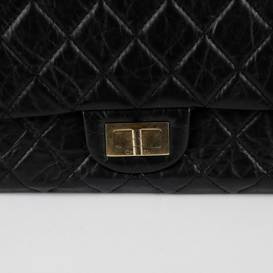 CHANEL 2.55 マキシ フラップ ショルダー クロスバッグ A37590 75434742