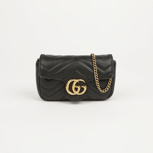 GUCCI GG Marmont スーパーミニ チェーン クロスバッグ 77986680